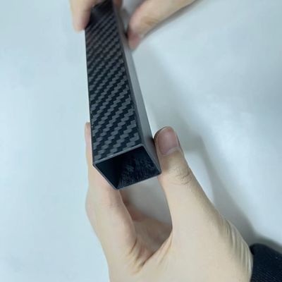 Tabung Serat Karbon Modulus Tinggi Kekuatan Tinggi 3k Kuadrat 30*30*28*28