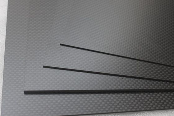 Penjualan Terlaris Papan Serat Karbon Matte Polos 500*1000Mm 3K